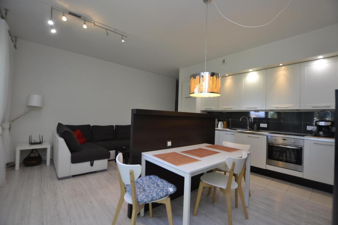 Apartament Bursztynowy Z Garazem -Centrum Gliwic Gliwice Kültér fotó